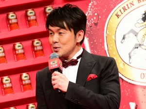 土田晃之、新しい「本麒麟」完成披露会に登場