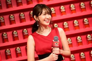 小嶋陽菜、新しい「本麒麟」完成披露会に登場
