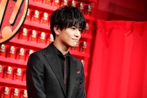 岩田剛典、新しい「本麒麟」完成披露会に登場