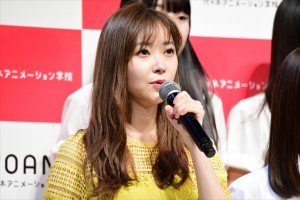 指原莉乃、自身がプロデュースする「＝LOVE」姉妹グループお披露目記者会見に出席