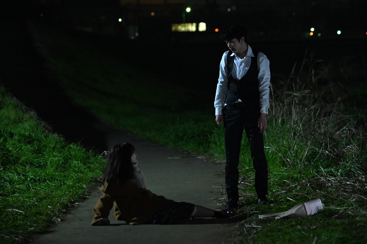 橋本環奈、古川雄輝とベッドを共に!? 視聴者驚きの『1ページの恋』第2話