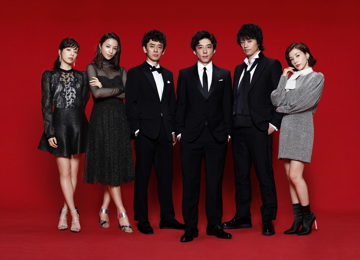 『東京独身男子』に出演する(左から)桜井ユキ、高橋メアリージュン、滝藤賢一、高橋一生、斎藤工、仲里依紗
