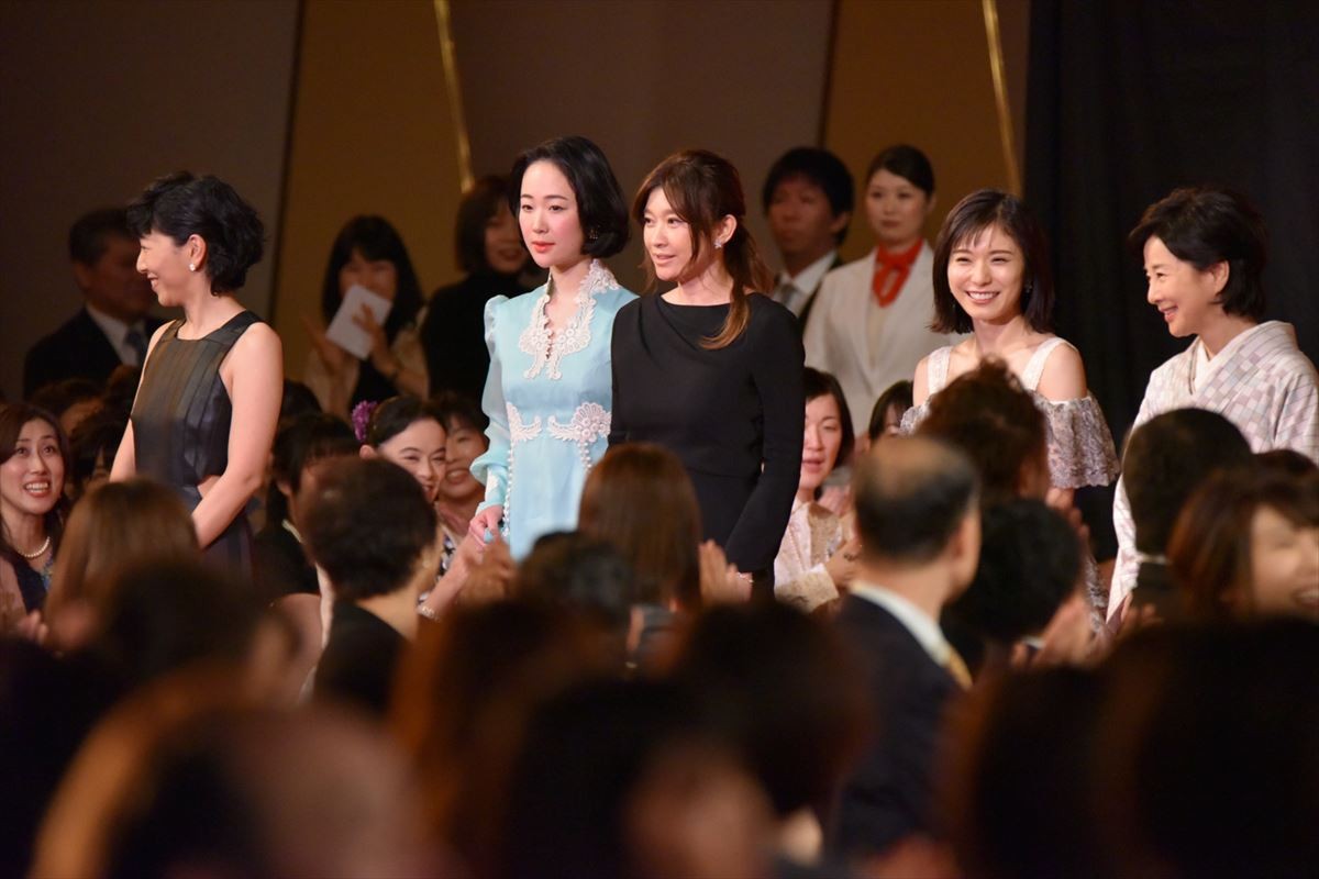 「第42回日本アカデミー賞」授賞式フォト特集