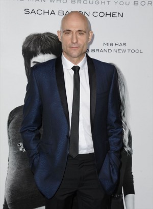 マーク・ストロング