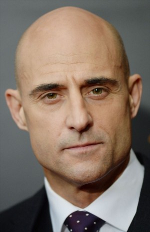 マーク・ストロング