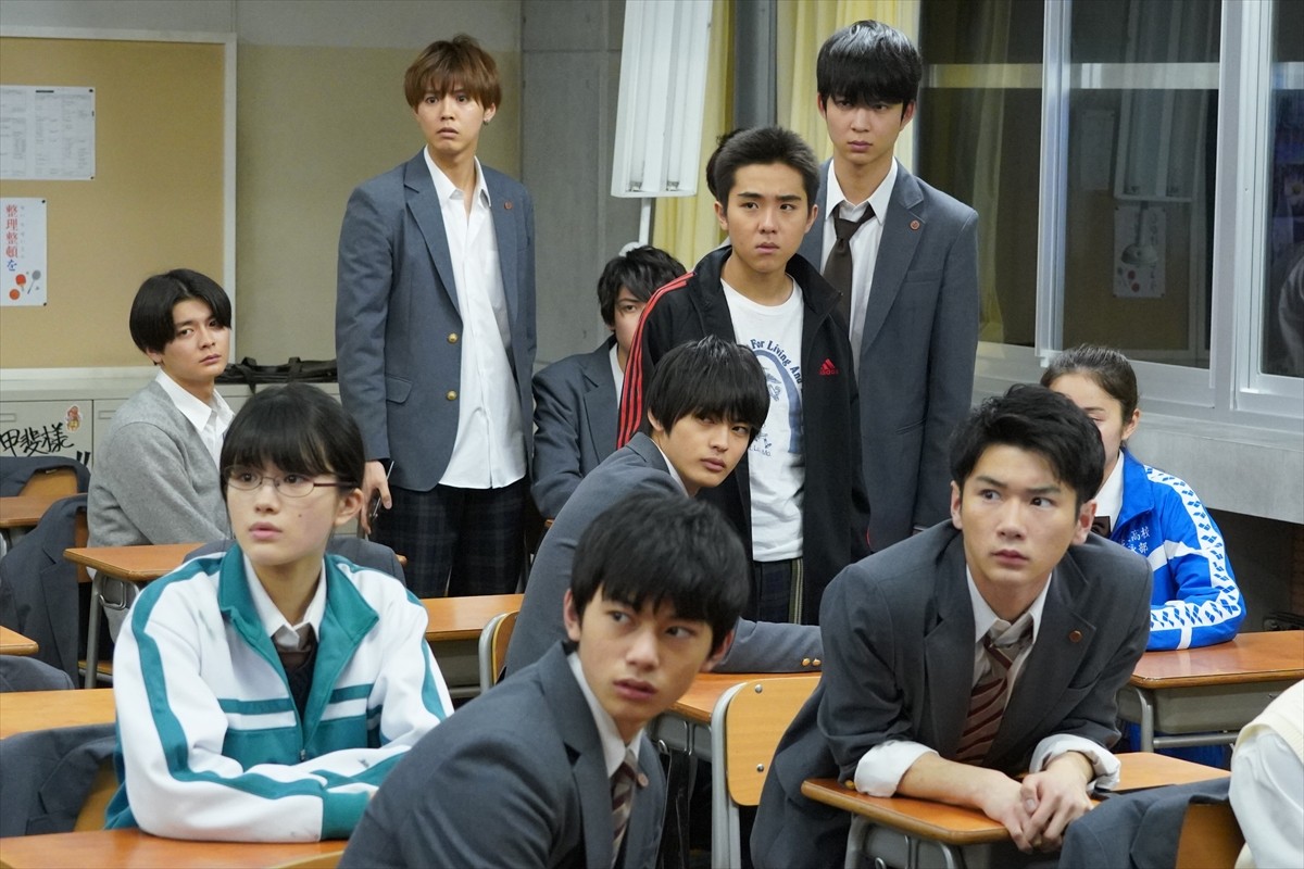 今夜『3年A組』最終章スタート　数年後の3A生徒たちが教室に集まり…