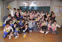 『3年A組 ―今から皆さんは、人質です―』クランクアップを迎えた生徒たちと、サプライズで登場した菅田将暉