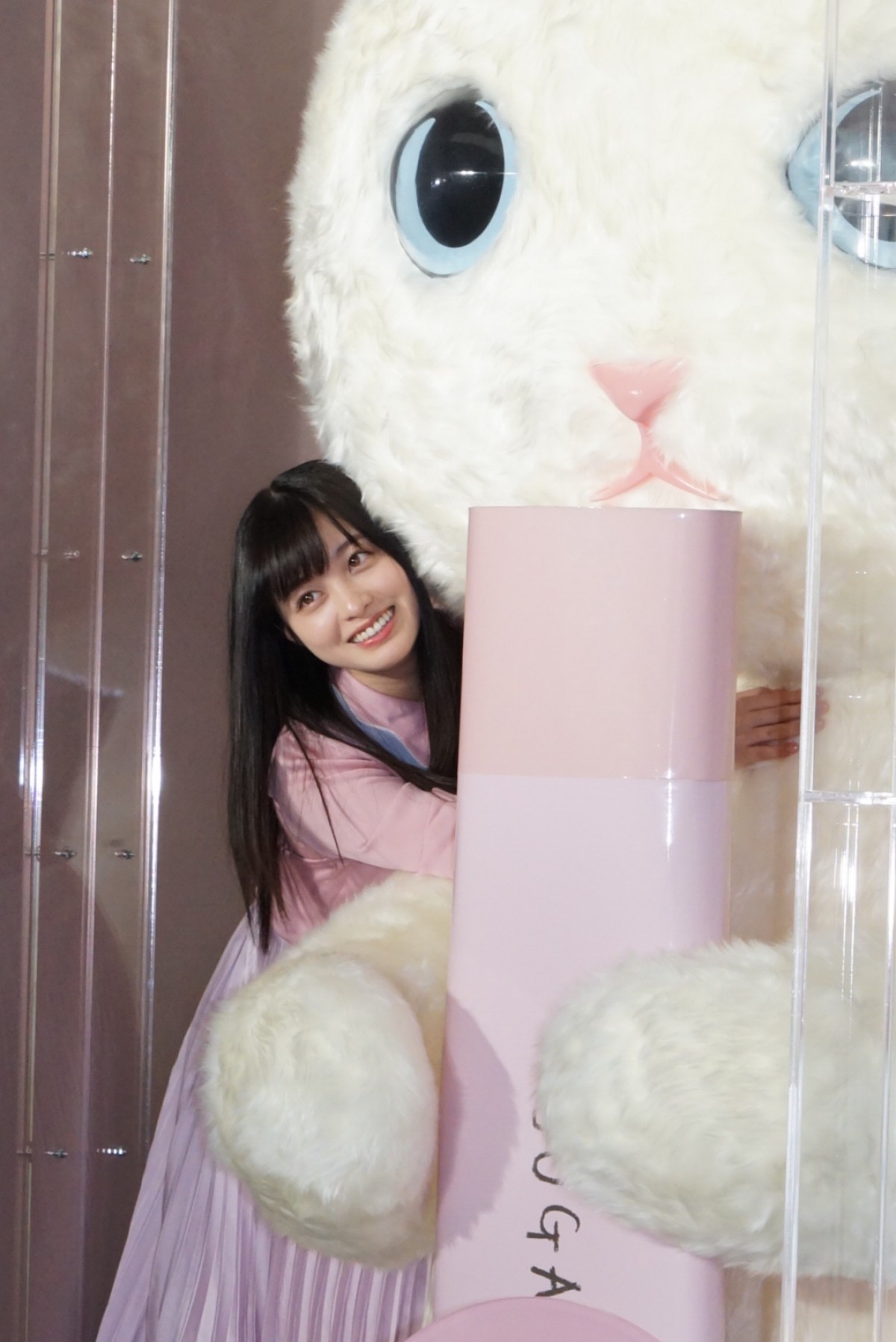 橋本環奈、クランクアップ時の初ビールに「大人に近づけた気がする」