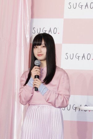 ロート製薬「SUGAO」新イメージキャラクター発表会に登場した橋本環奈