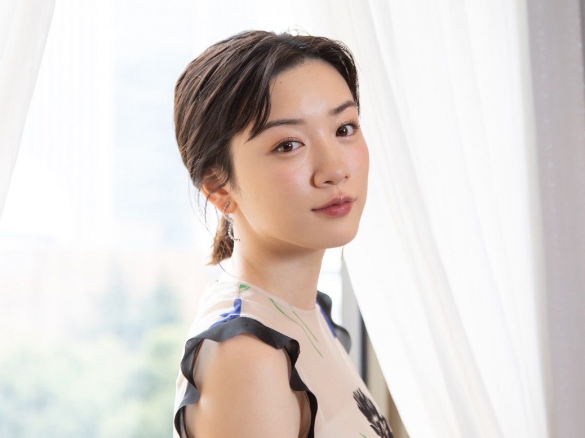 永野芽郁、素顔も“愛嬌”たっぷり　愛される理由は飾らない“自然体”