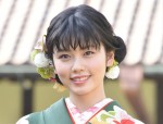 【写真】小芝風花、男装姿を公開「美少年すぎる」「イケメン」と話題