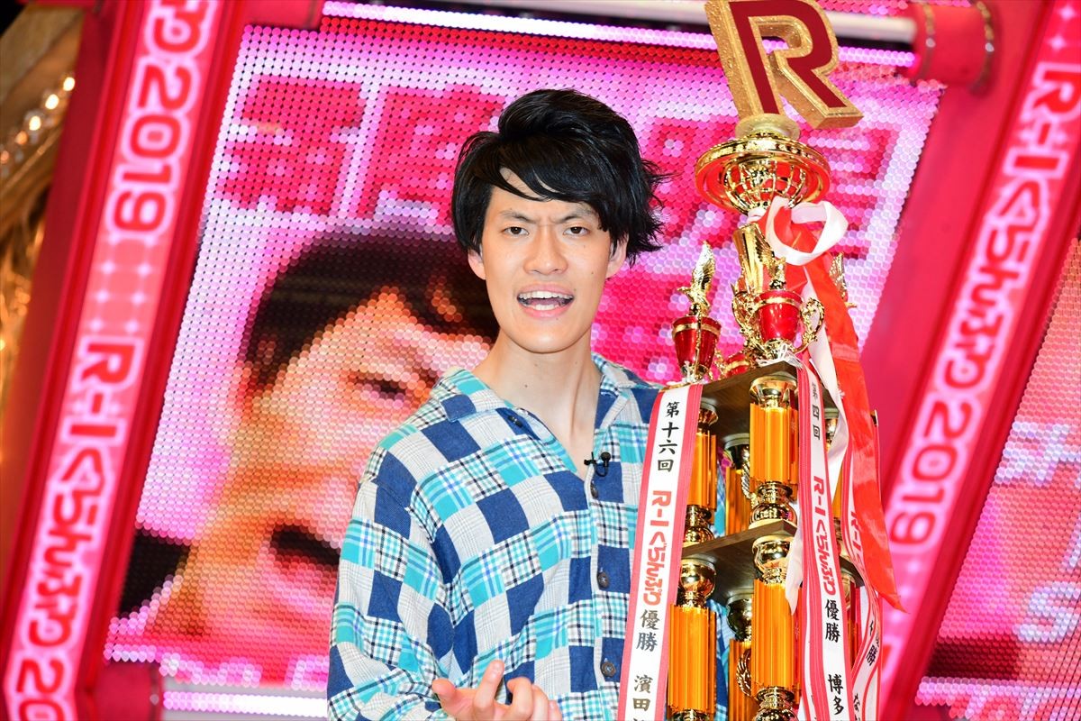 R‐1優勝の霜降り明星・粗品「そんな奴います？」 相方せいやからの祝福に感動