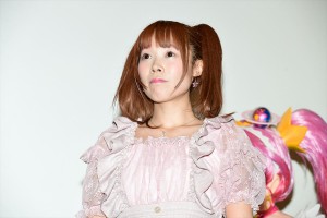 『映画プリキュアミラクルユニバース』完成披露イベントに登壇した成瀬瑛美