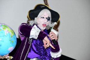 『映画プリキュアミラクルユニバース』完成披露イベントに登壇したゴー☆ジャス