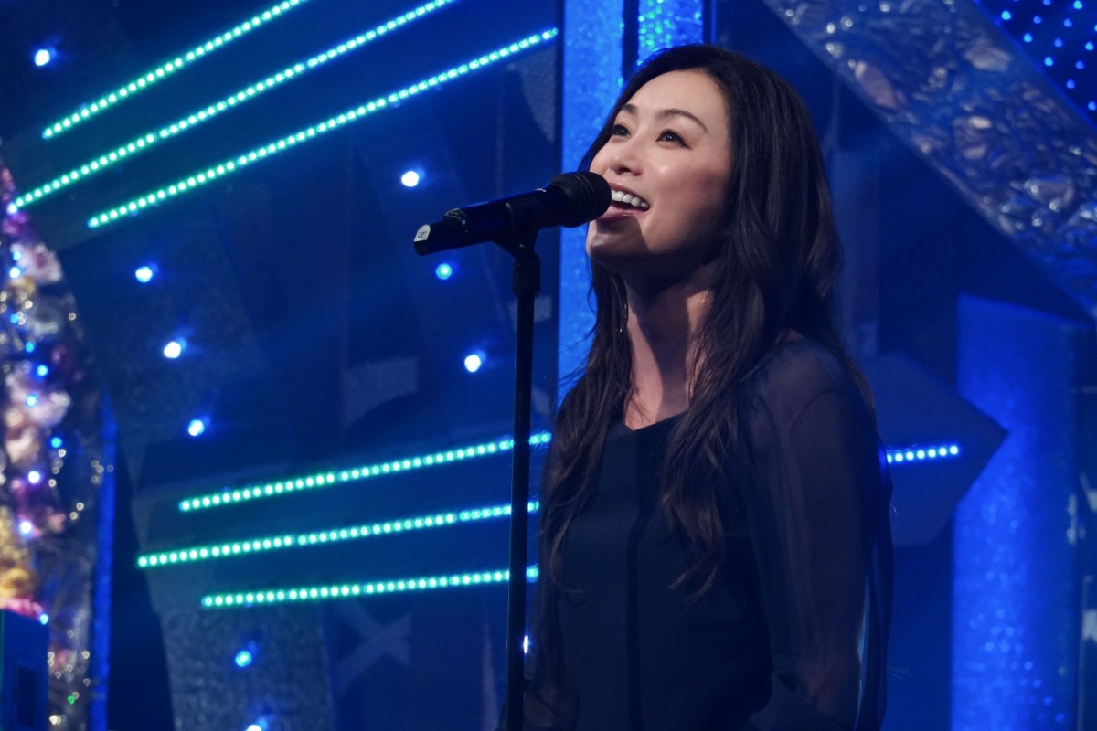 酒井法子、「碧いうさぎ」熱唱！ 地上波で11年ぶりの歌唱に「頭が真っ白になった」