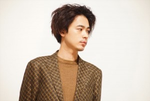 映画『愛がなんだ』完成披露上映会に登壇した成田凌