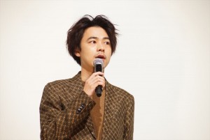 映画『愛がなんだ』完成披露上映会に登壇した成田凌