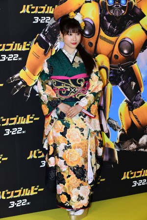 『バンブルビー』ジャパンプレミアに登場した土屋太鳳