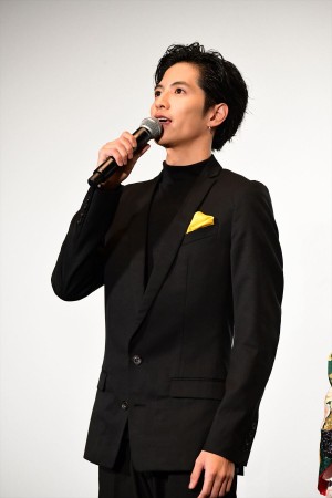 『バンブルビー』ジャパンプレミアに登場した志尊淳