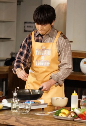 『PRINCE OF LEGEND』伝説の玉子料理選手権イベントに登場した佐野玲於