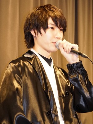 映画『ラ』舞台挨拶付き完成披露上映会に登場した桜田通