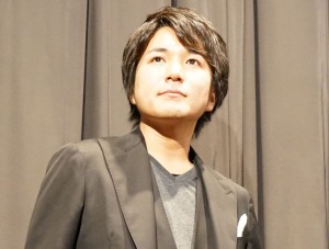 映画『ラ』舞台挨拶付き完成披露上映会に登場した高橋朋広監督