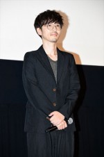 劇場版『えいがのおそ松さん』初日舞台挨拶に登壇した櫻井孝宏