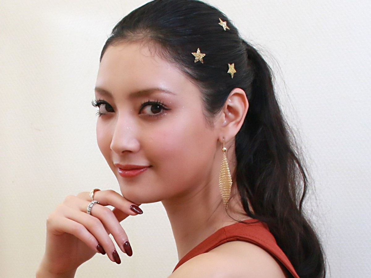 長澤まさみ＆新垣結衣がランクイン！「汗をかく姿が美しそうなタレント」発表