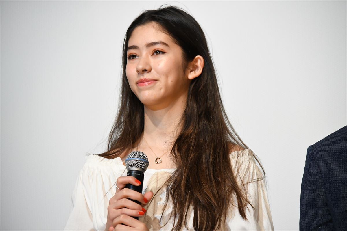 草なぎ剛、元気の源はステージに立つこと！ 「元気や笑いを撒いていきたい」