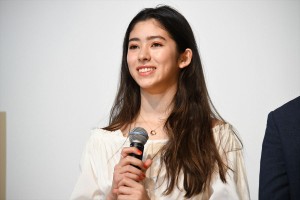 新音、映画『まく子』公開記念舞台挨拶に登壇