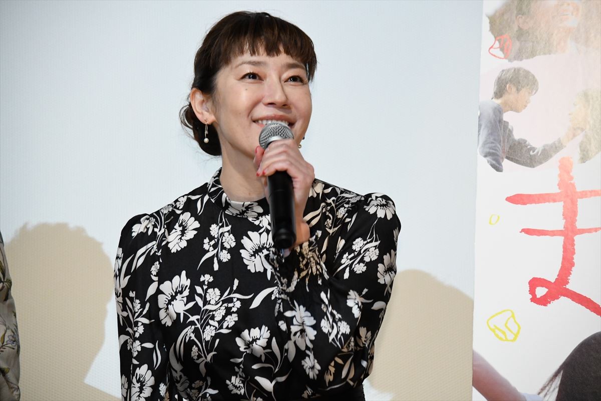 草なぎ剛、元気の源はステージに立つこと！ 「元気や笑いを撒いていきたい」