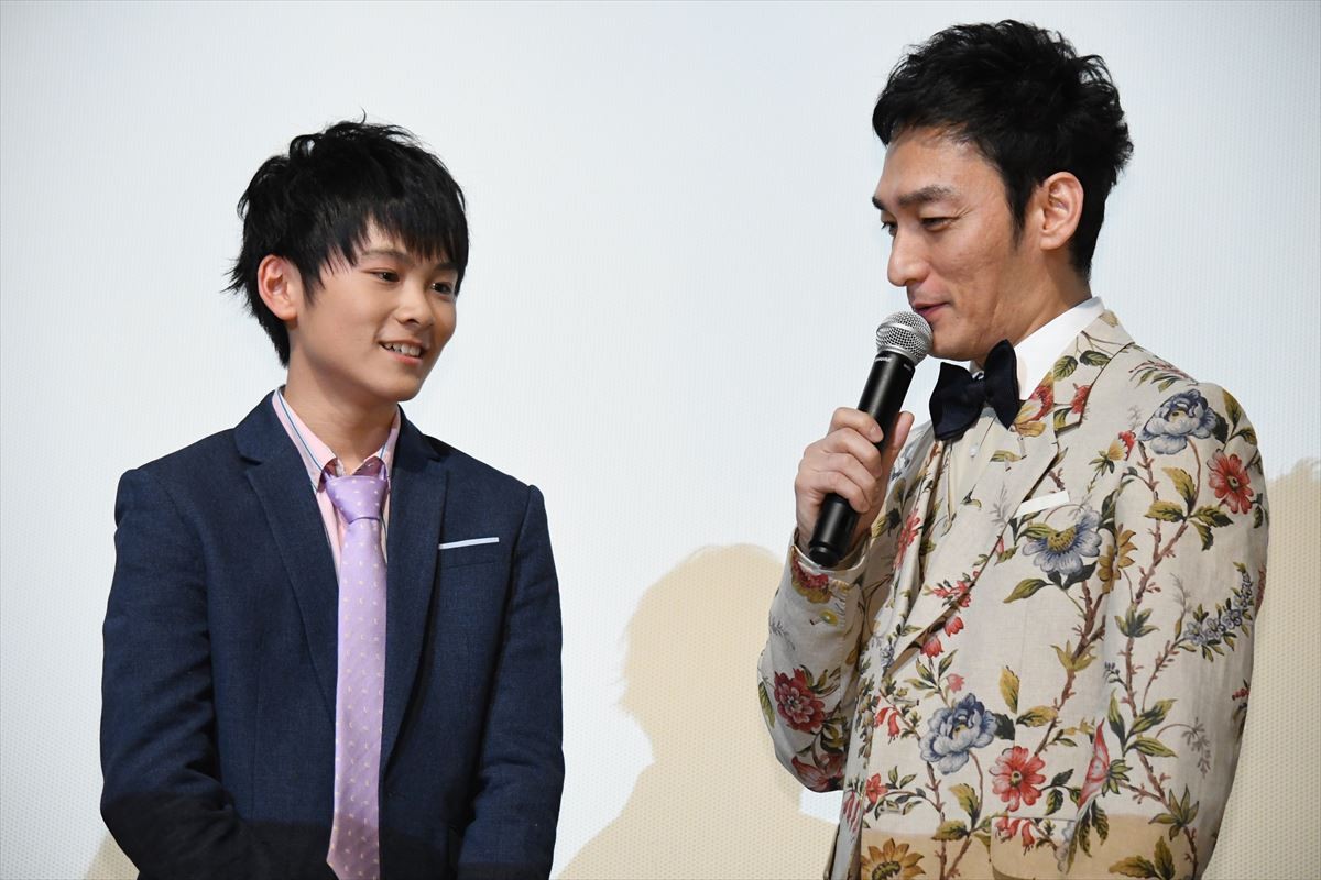 草なぎ剛、元気の源はステージに立つこと！ 「元気や笑いを撒いていきたい」
