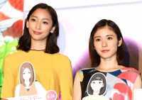 （左から）『バースデー・ワンダーランド』ジャパンプレミアイベントに登場した杏、松岡茉優