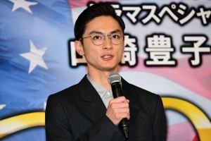 ドラマスペシャル『二つの祖国』記者会見に登場した高良健吾