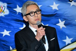 ドラマスペシャル『二つの祖国』記者会見に登場した松重豊