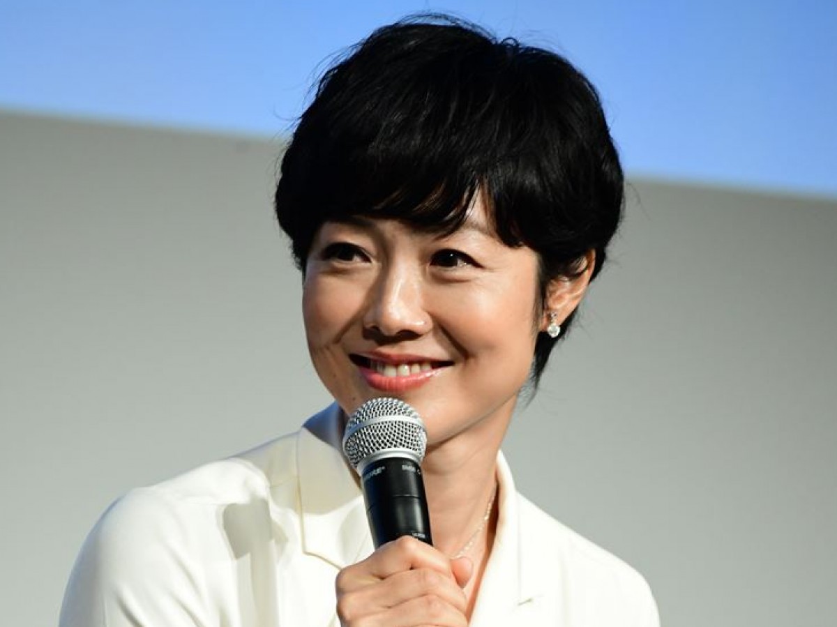 有働由美子アナが50歳に 『news zero』ファミリーのお祝いショットが素敵！