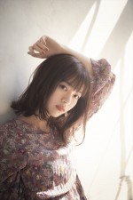 西野七瀬、「GRL」ビジュアル