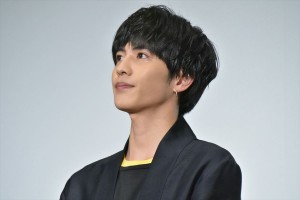 志尊淳、映画『バンブルビー』公開記念舞台挨拶に登壇