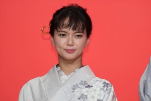 映画『多十郎殉愛記』記者会見に登場した多部未華子