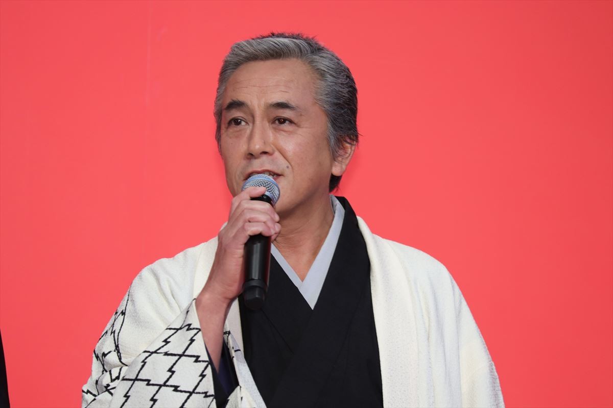 高良健吾、中島貞夫監督20年ぶりの作品で30代初主演「とても泥臭くて、渋い時代劇」