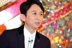 『噂の現場急行バラエティー レディース有吉』取材に登場した有吉弘行