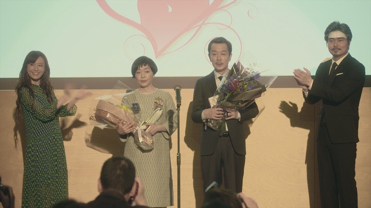 小澤征悦＆松本まりかが濃厚な夫婦役を怪演 『離婚なふたり』場面写真解禁