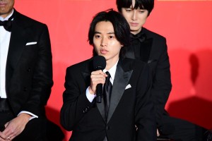 映画『キングダム』ワールドプレミアレッドカーペットイベント＆舞台挨拶に登場した山崎賢人