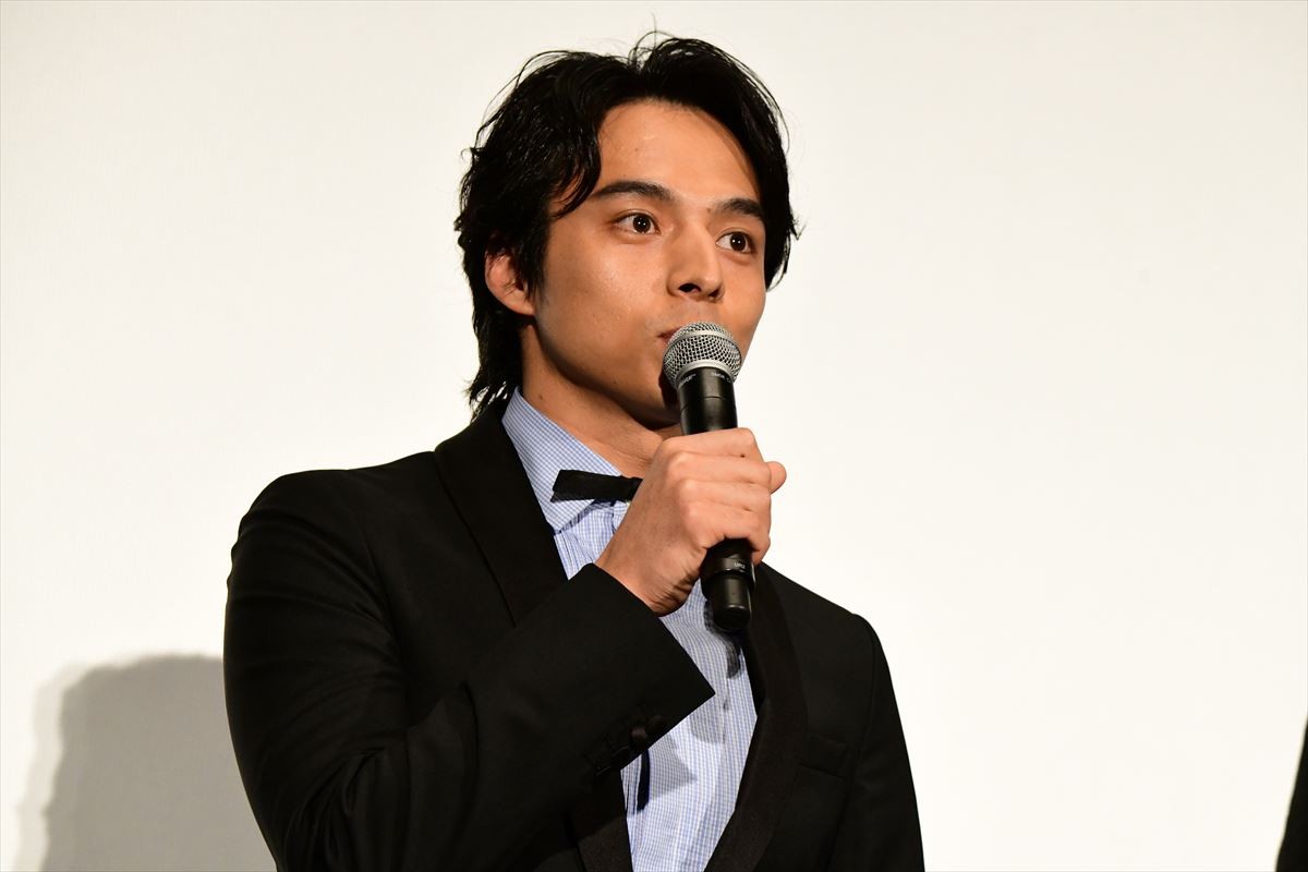 山崎賢人、食事制限で肉体改造した撮影を回想「なるべく体を細く」