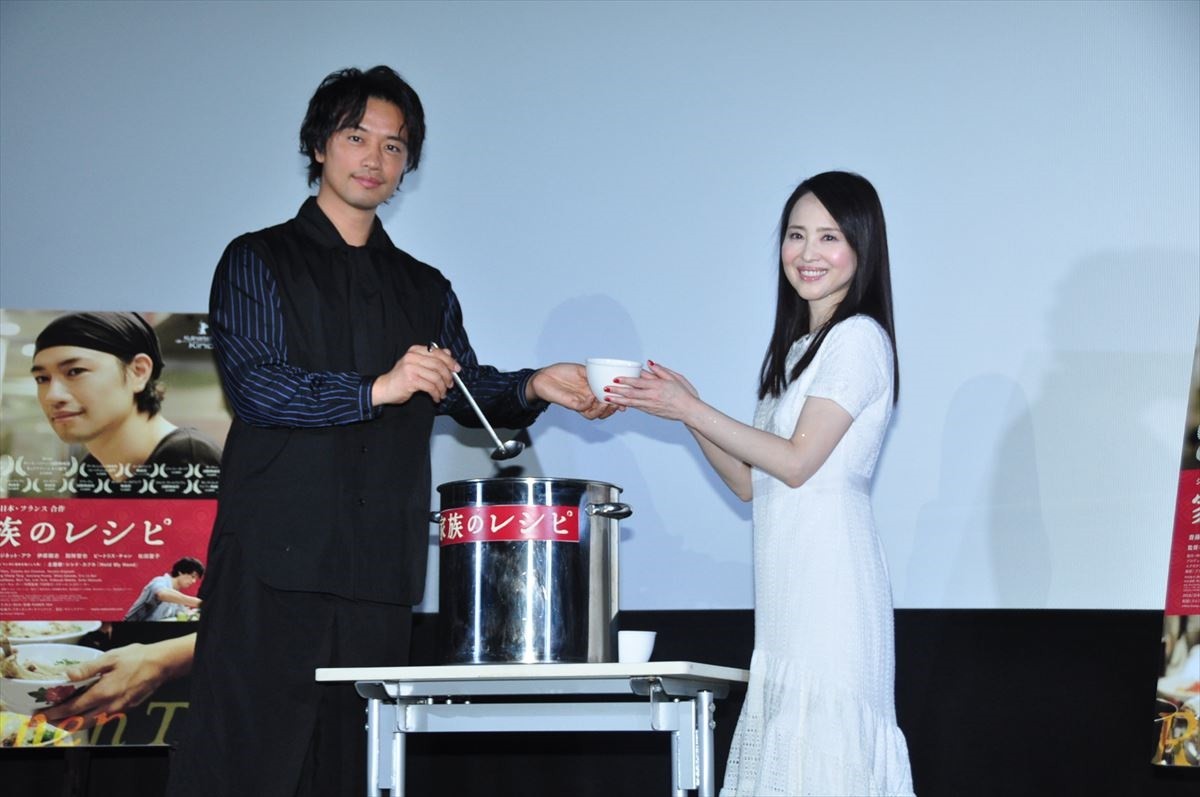 松田聖子「ビックリしました（笑）」 サイン求め海外の映画スタッフが並ぶ