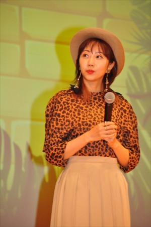 木南晴夏、『映画クレヨンしんちゃん  新婚旅行ハリケーン ～失われたひろし～』完成披露試写会に登場