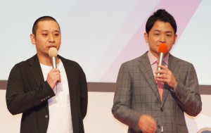 テレビ朝日2019年度入社式に出席した千鳥の（左から）大悟、ノブ