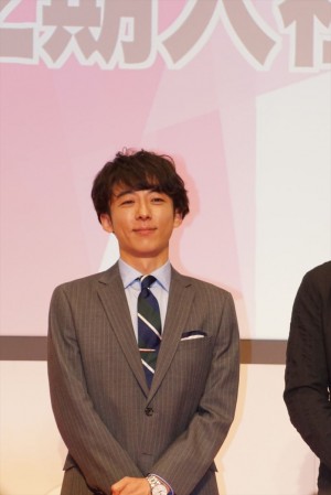 テレビ朝日2019年度入社式に登場した高橋一生