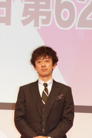 テレビ朝日2019年度入社式に登場した滝藤賢一