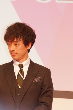 テレビ朝日2019年度入社式に登場した滝藤賢一